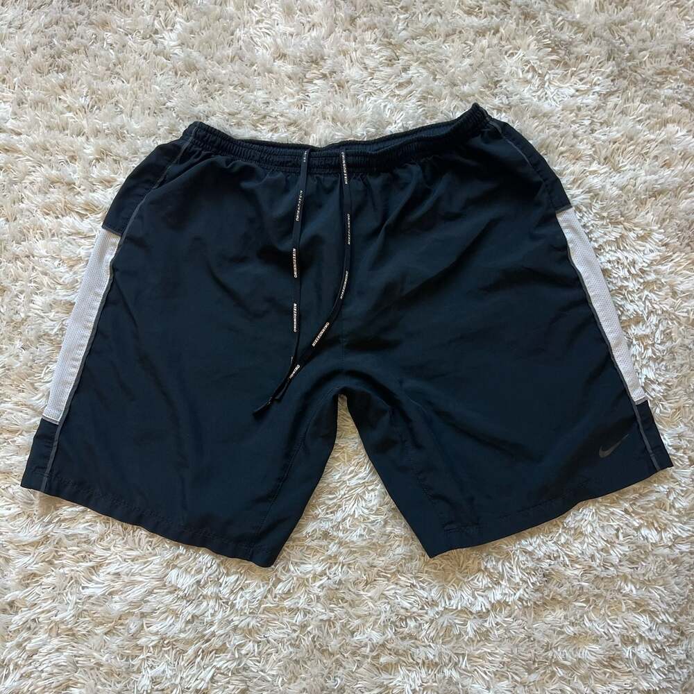Nike Dri-FIT Running Shorts Men's Medium Black White Mesh Side Panels Drawstring